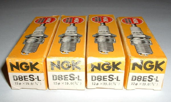 Honda NGK Spark Plug Set CB350F CB400F 400/4 Four SOHC DR8ES-L x 4 KIT012